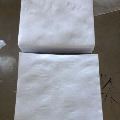 Stabilisateur de support de broderie non tissée à liaison chimique avec du coton et du viscose recyclés