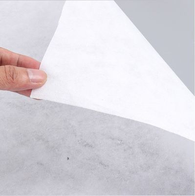 Interlining de tissu non tissé sur mesure pour les besoins d'interface de chemise