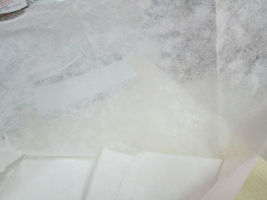 Rembourrage facile à déchirer Interlining non tissé pour les vêtements Fusing Polyester / coton