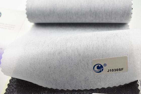 Tissu d'interface non tissé à liaison chimique brodé destiné aux motifs de broderie durables
