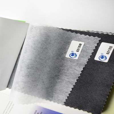 Filtre à rouleaux en fibres non tissées de carbone activé 40 gm 45 gm 50 gm pour le contrôle des odeurs des voitures