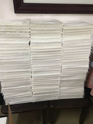 Tissu de broderie en polyester/coton 20 gm-120 gm destiné à la fabrication de vêtements